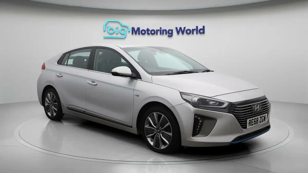 2018-hyundai-ioniq-16-gdi-premium-se-hybrid-big-1