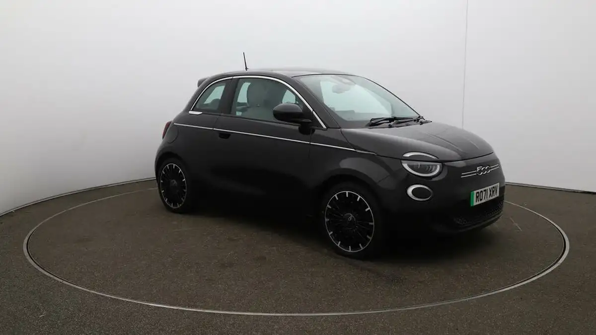 2021-fiat-500-e-la-prima-big-38