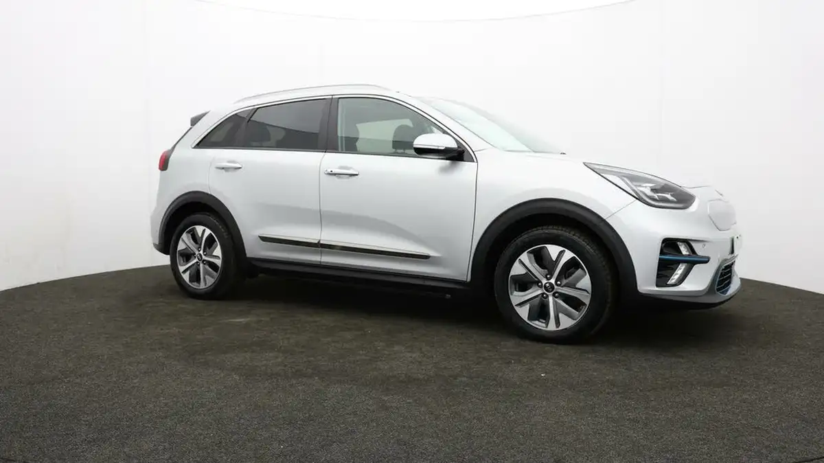 2021-kia-e-niro-ev-4-big-36