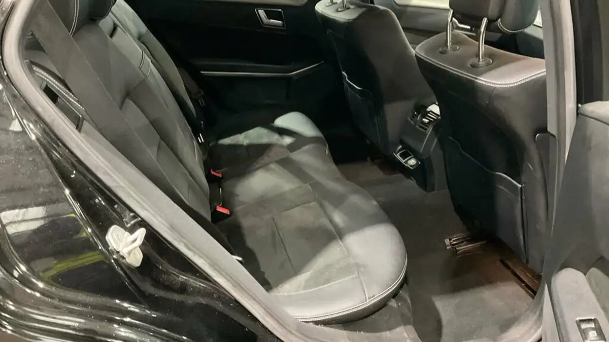 2014-mercedes-benz-e-class-21td-e300-amg-sport-estate-5d-big-13