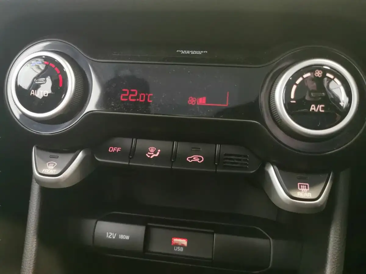 2023-kia-picanto-10-3-big-22