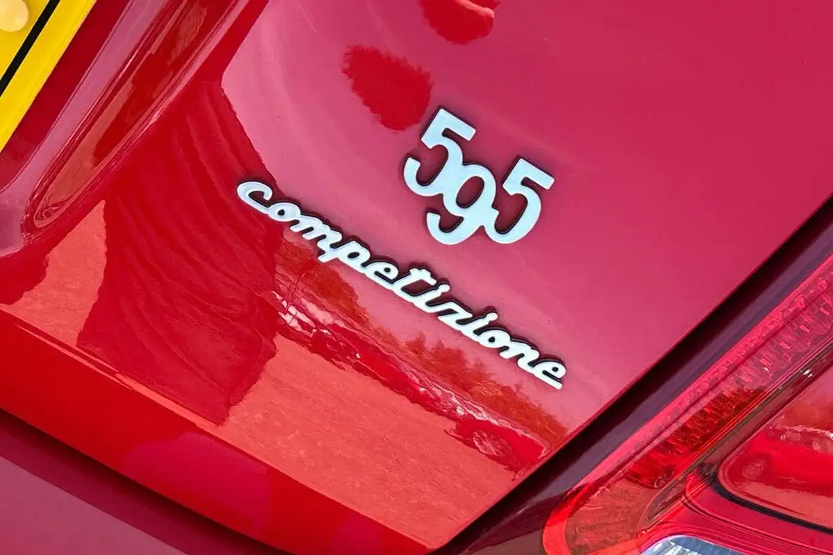 2022-abarth-595-14-tjet-competizione-big-29