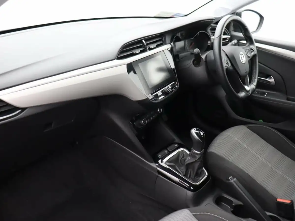 2020-vauxhall-corsa-12i-se-big-7