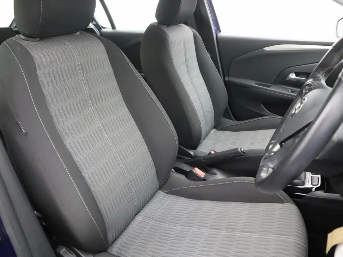 2021-vauxhall-corsa-12i-se-big-7