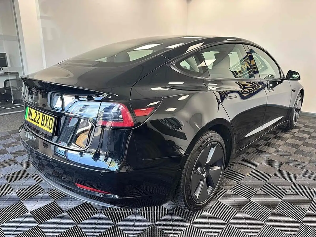 2021-tesla-model-3-e-standard-plus-big-6