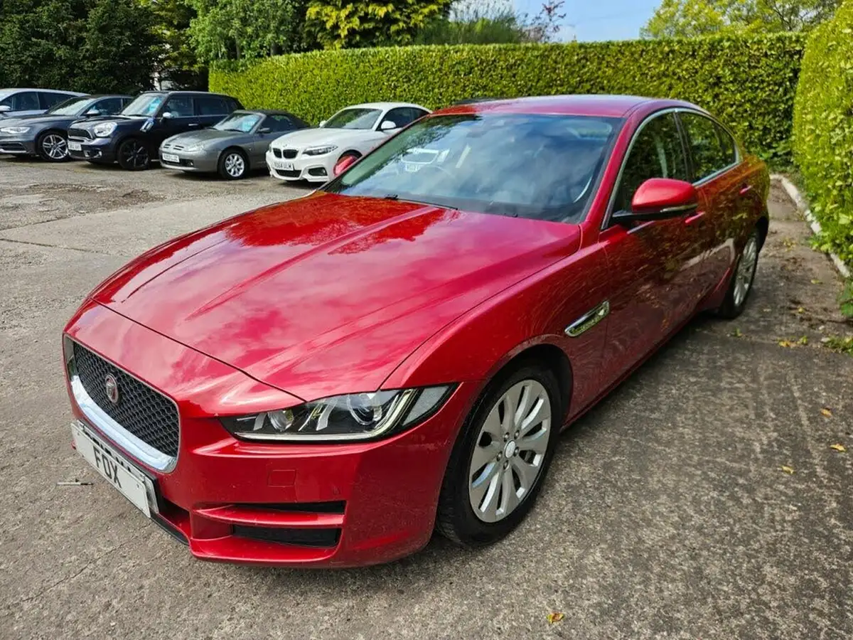 2015-jaguar-xe-20td-portfolio-163ps-auto-big-5