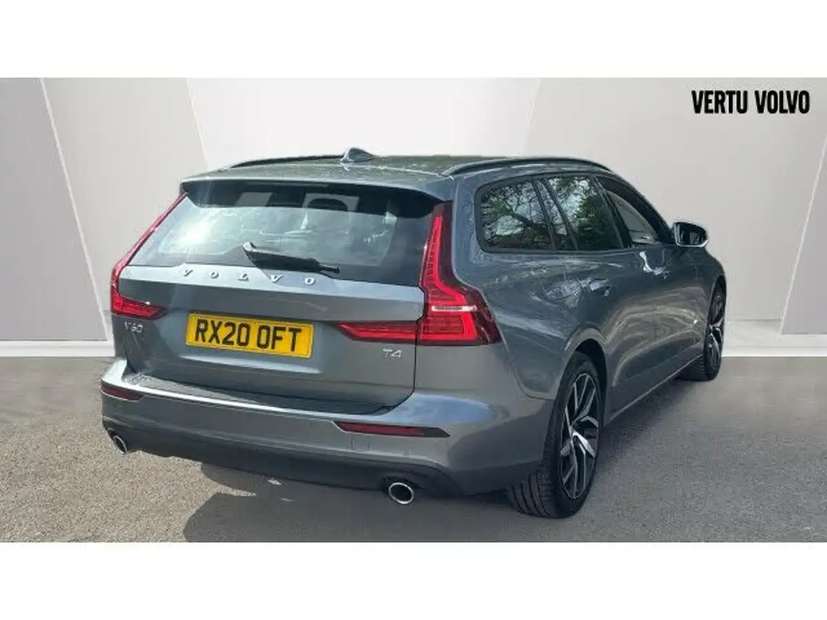 2020-volvo-v60-20-t4-momentum-plus-big-6