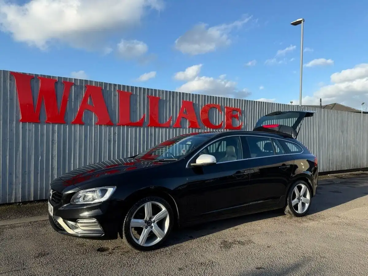 2017-volvo-v60-20-t4-r-design-big-23
