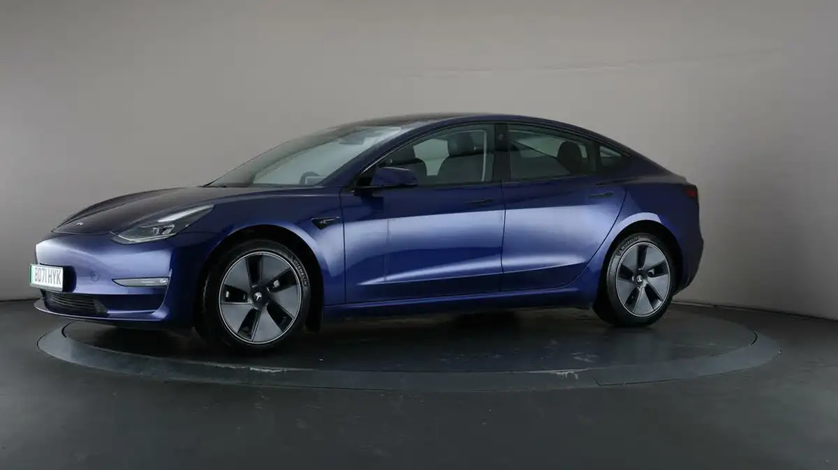 2021-tesla-model-3-e-long-range-awd-big-34