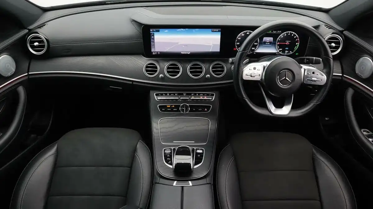 2019-mercedes-benz-e-class-20-e300e-amg-line-e300e-eq-power-premium-plus-big-13