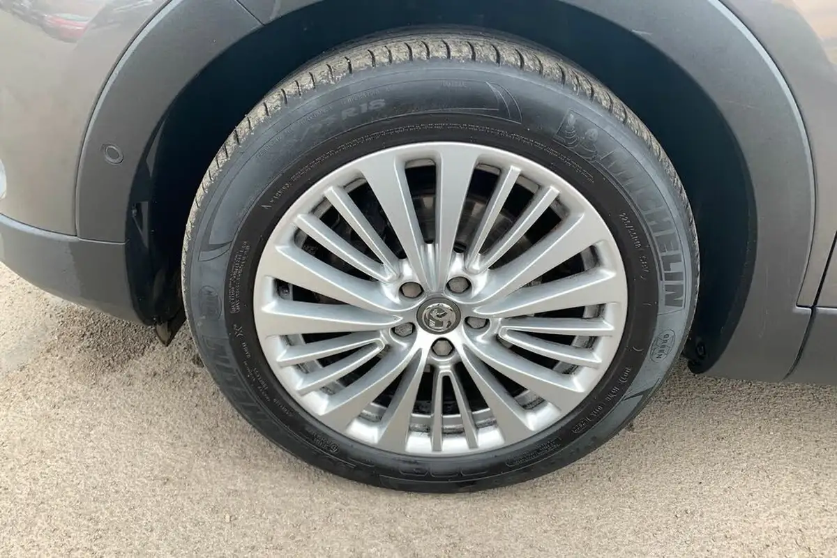 2019-vauxhall-grandland-x-12-tech-line-nav-big-29