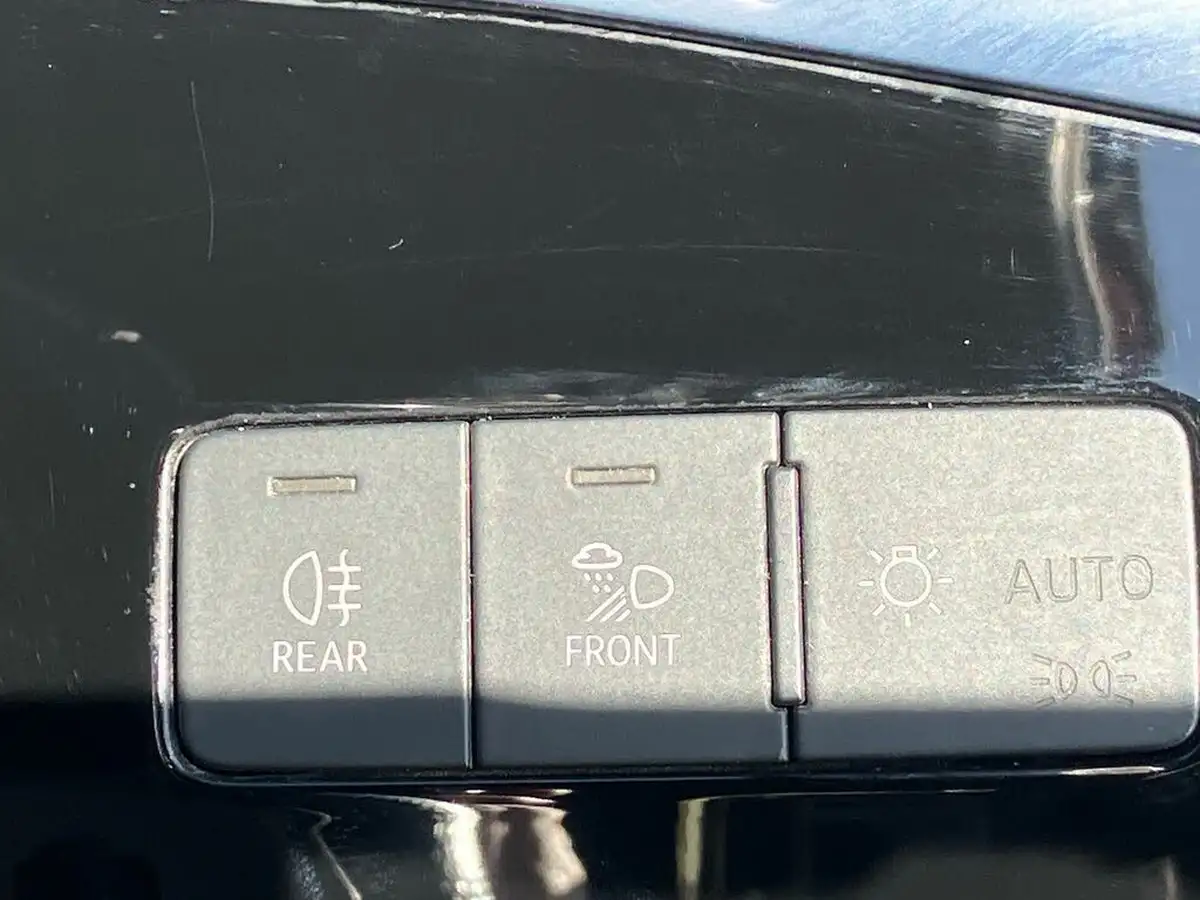 2021-audi-q3-20-35-tdi-s-line-comfort-sound-pack-station-wagon-big-41