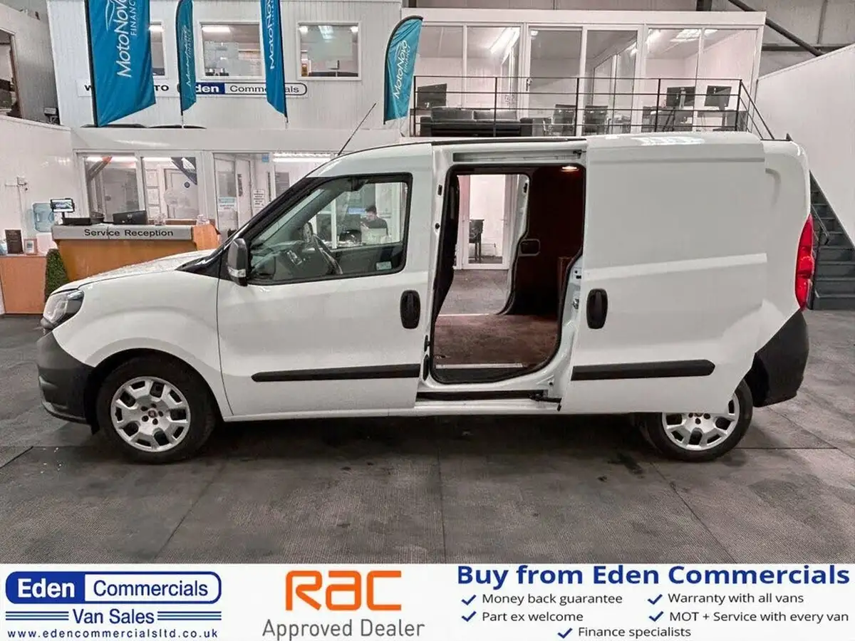 2021-fiat-doblo-cargo-16td-l2h1-maxi-tecnico-105bhpeu6dt-panel-van-big-3