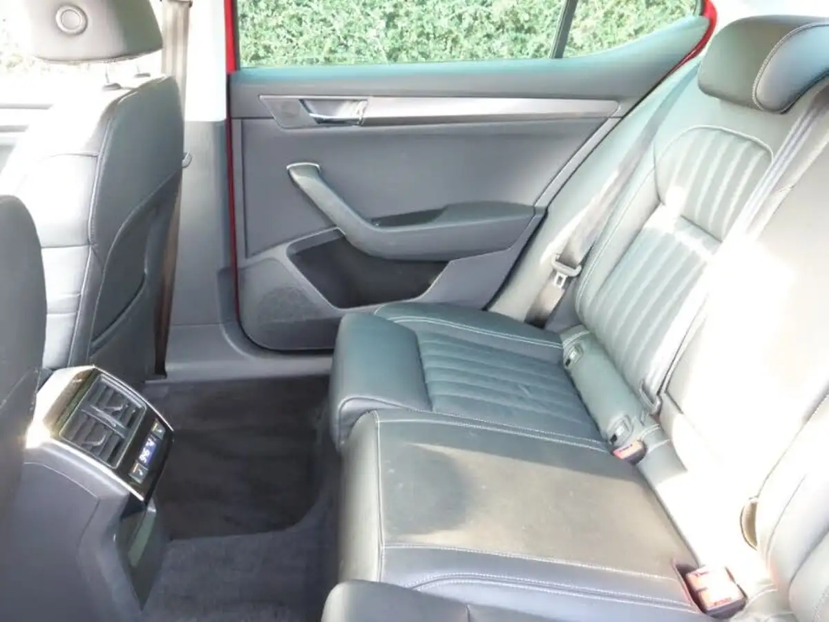 2020-skoda-superb-14-tsi-se-l-hatchback-big-5