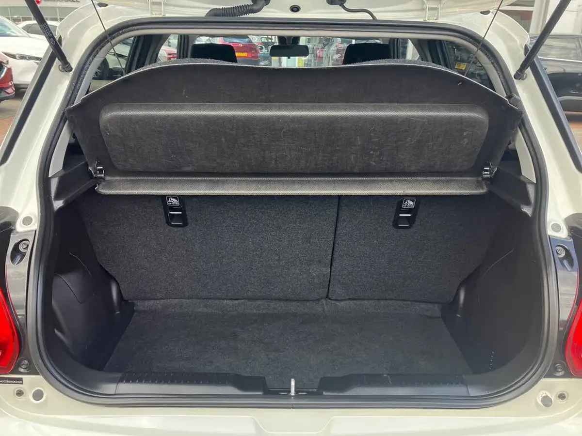2019-suzuki-swift-10-boosterjet-sz5-shvs-big-41