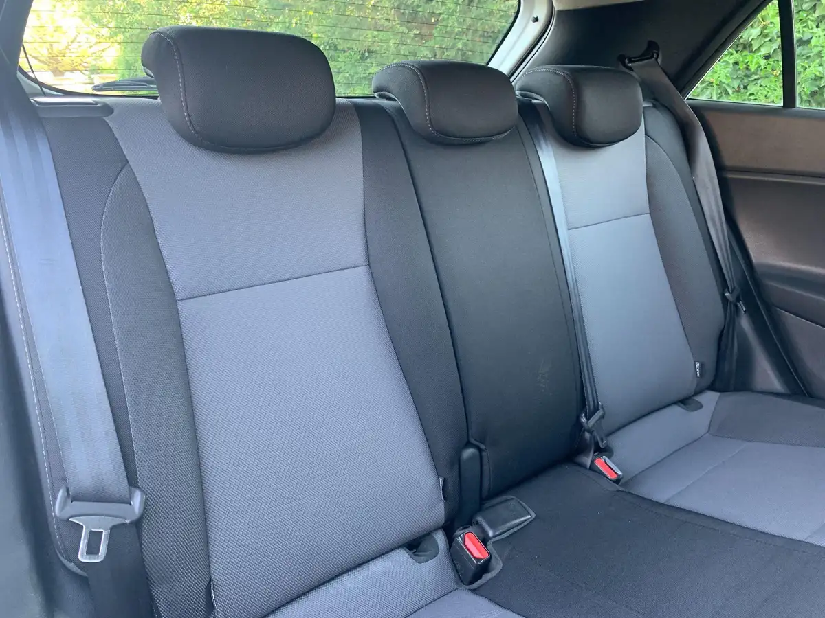 2017-hyundai-i20-12-se-hatchback-5d-big-38