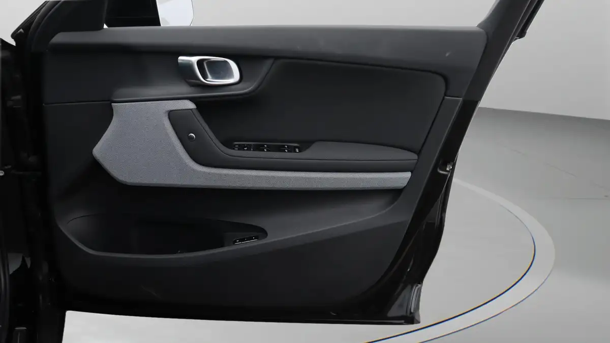 2022-polestar-polestar-2-e-ps2-165kw-standard-single-hatchback-big-15