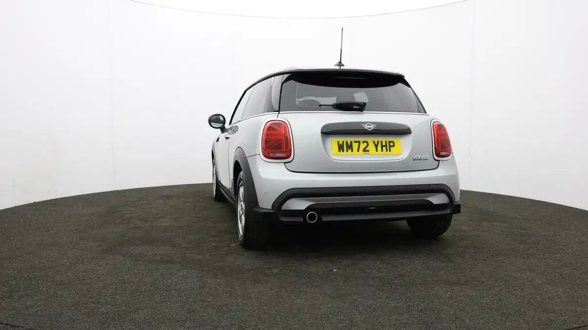 2023-mini-cooper-15-cooper-classic-premium-auto-hatchback-3d-auto-big-24