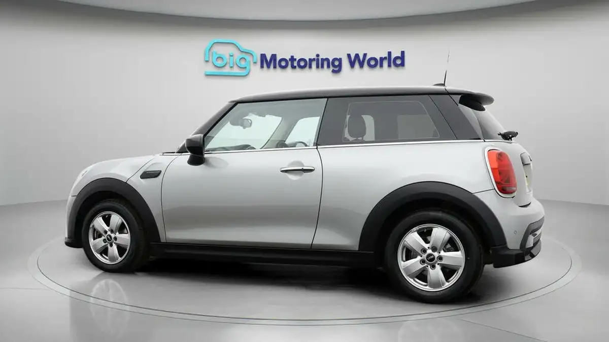 2023-mini-cooper-15-cooper-classic-premium-auto-hatchback-3d-auto-big-3