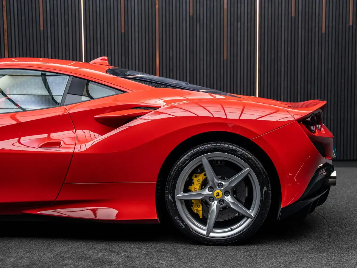 2021-ferrari-f8-tributo-big-20