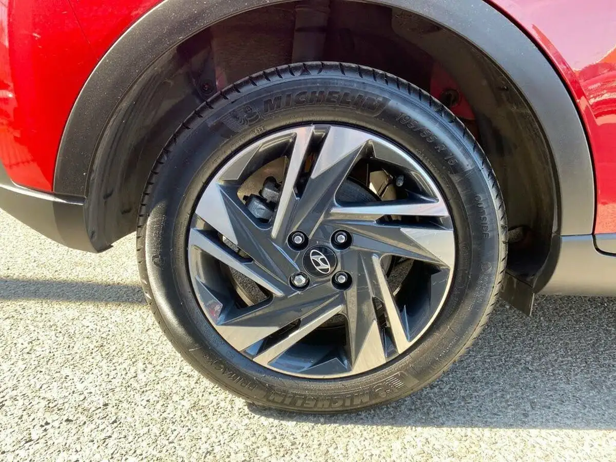 2023-hyundai-bayon-10-t-gdi-se-connect-dct-big-2