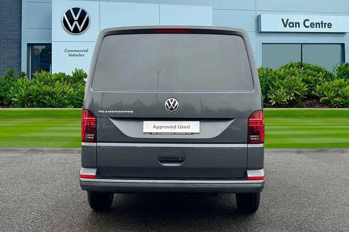 2024-volkswagen-transporter-big-7