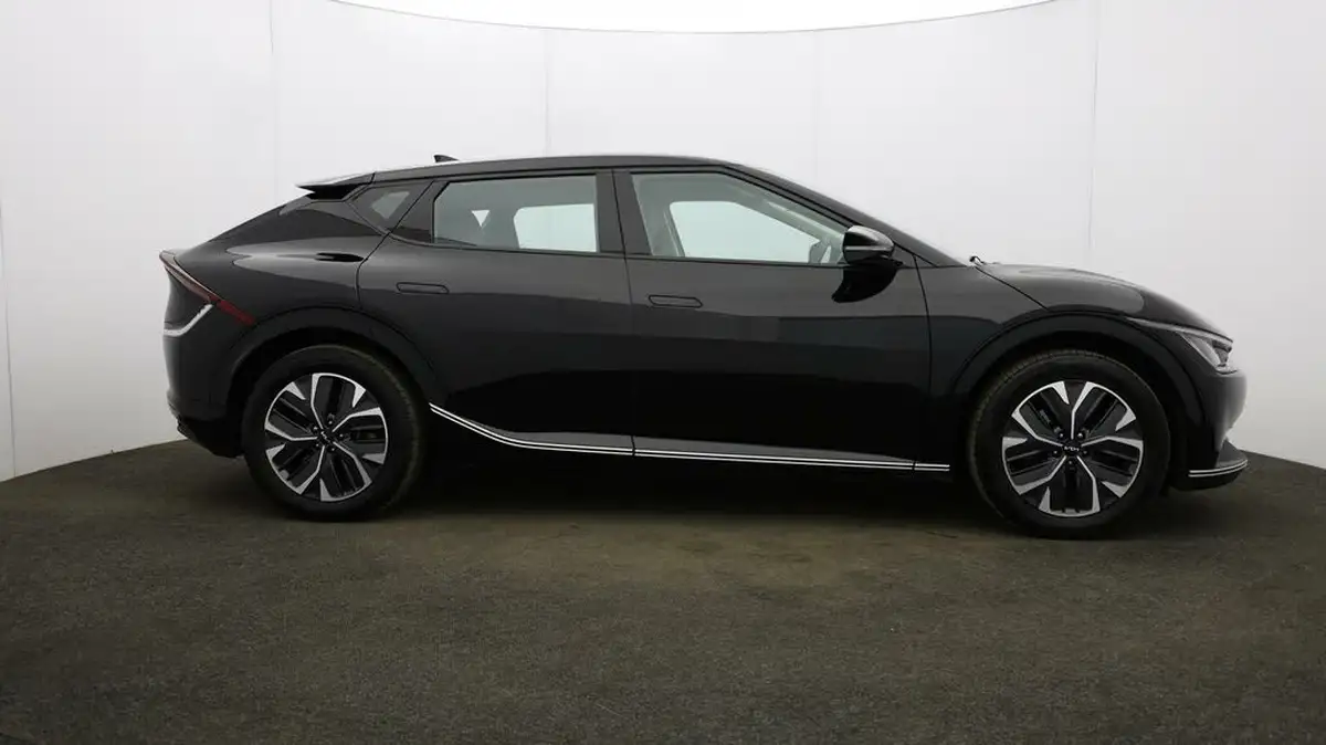 2022-kia-ev6-e-air-big-43
