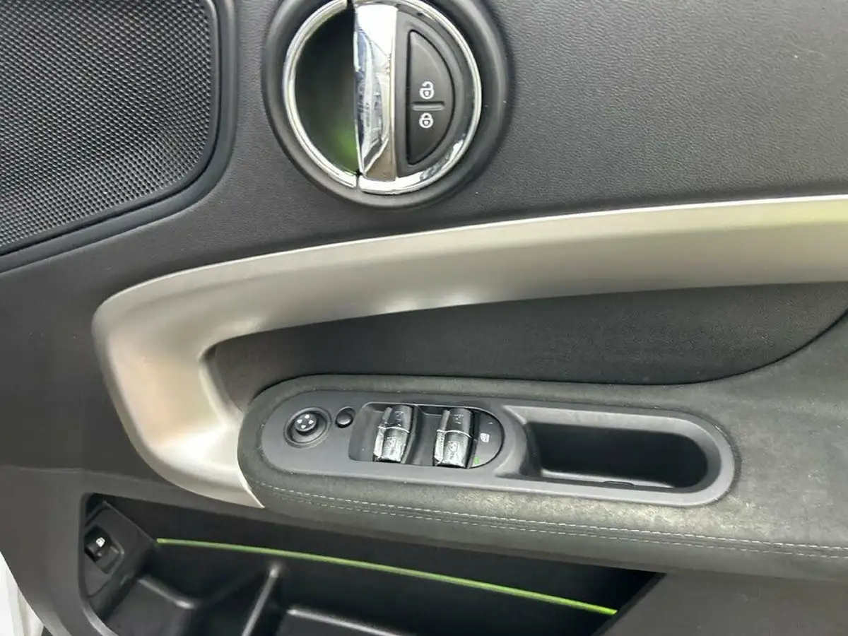 2019-mini-countryman-15-cooper-s-e-phev-exclusive-big-13