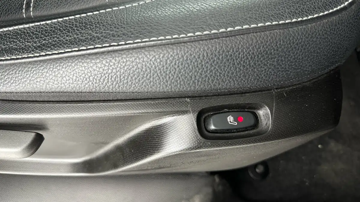 2021-smart-forfour-eq-exclusive-big-27