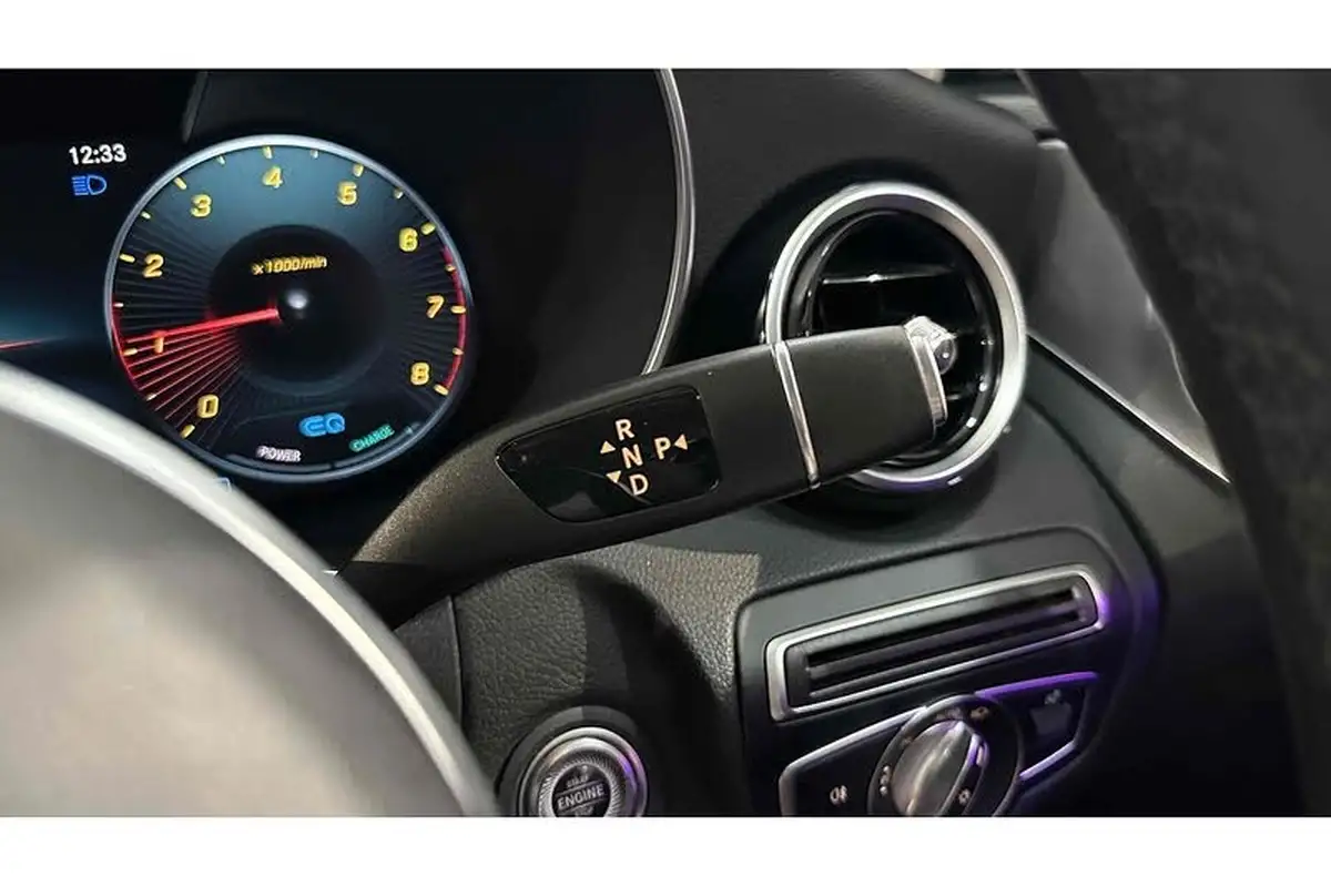 2019-mercedes-benz-c-class-15-c200-sport-premiumss-saloon-4d-big-31