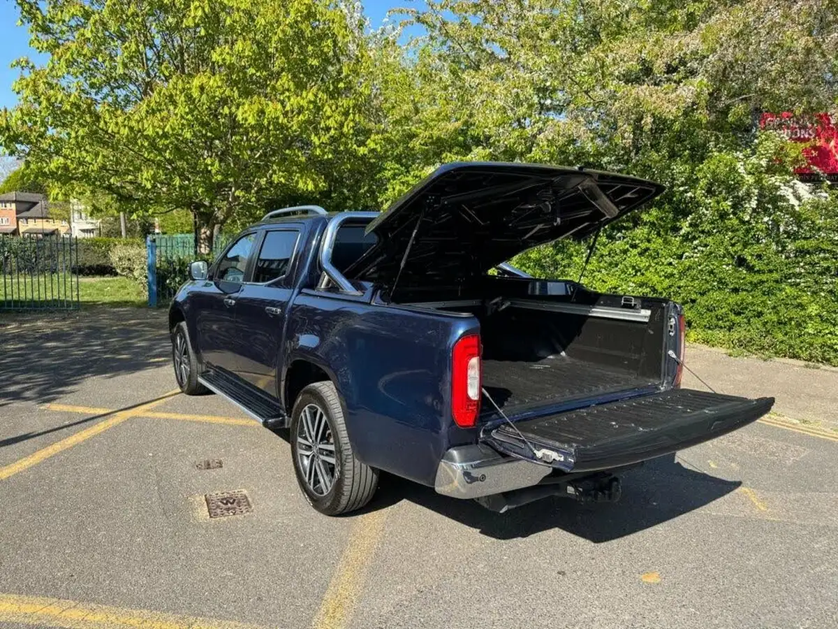 2019-mercedes-benz-x-class-23td-250-power-big-11