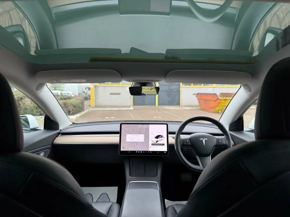 2020-tesla-model-3-e-long-range-big-20