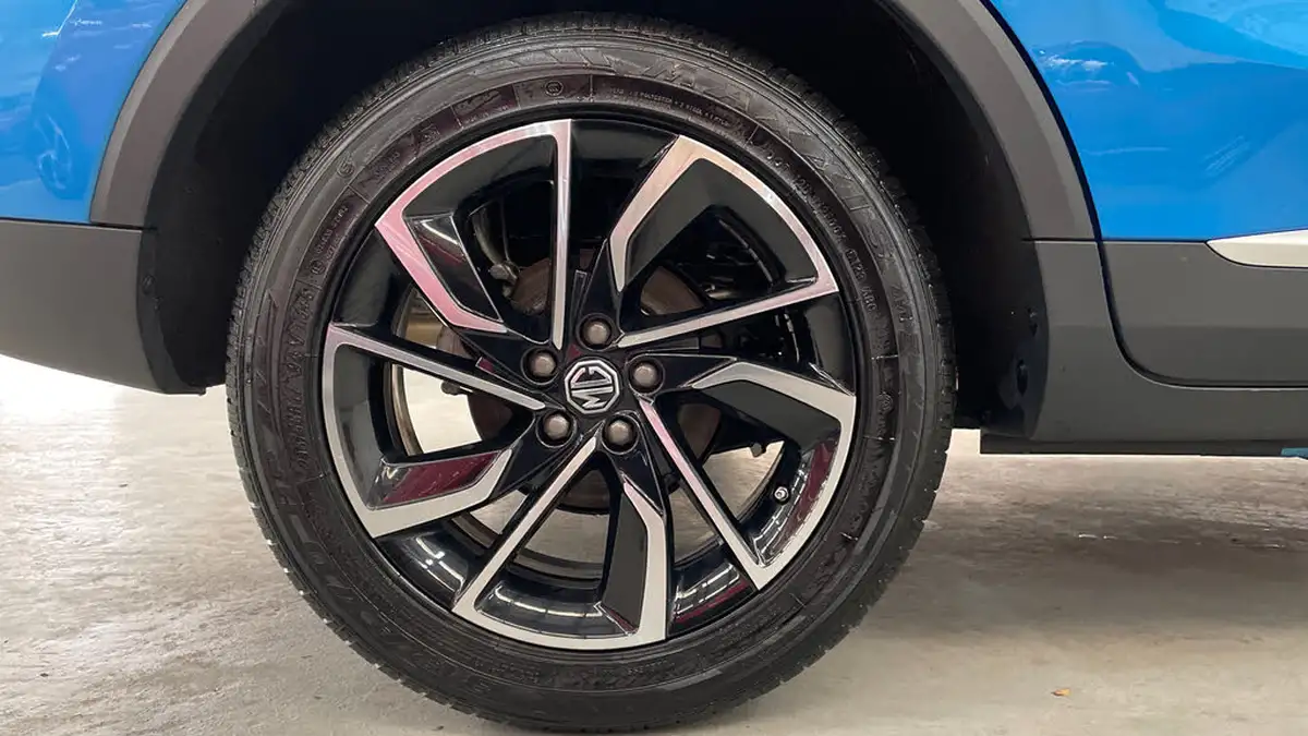 2024-mg-zs-suv-15-vti-tech-exclusive-big-18