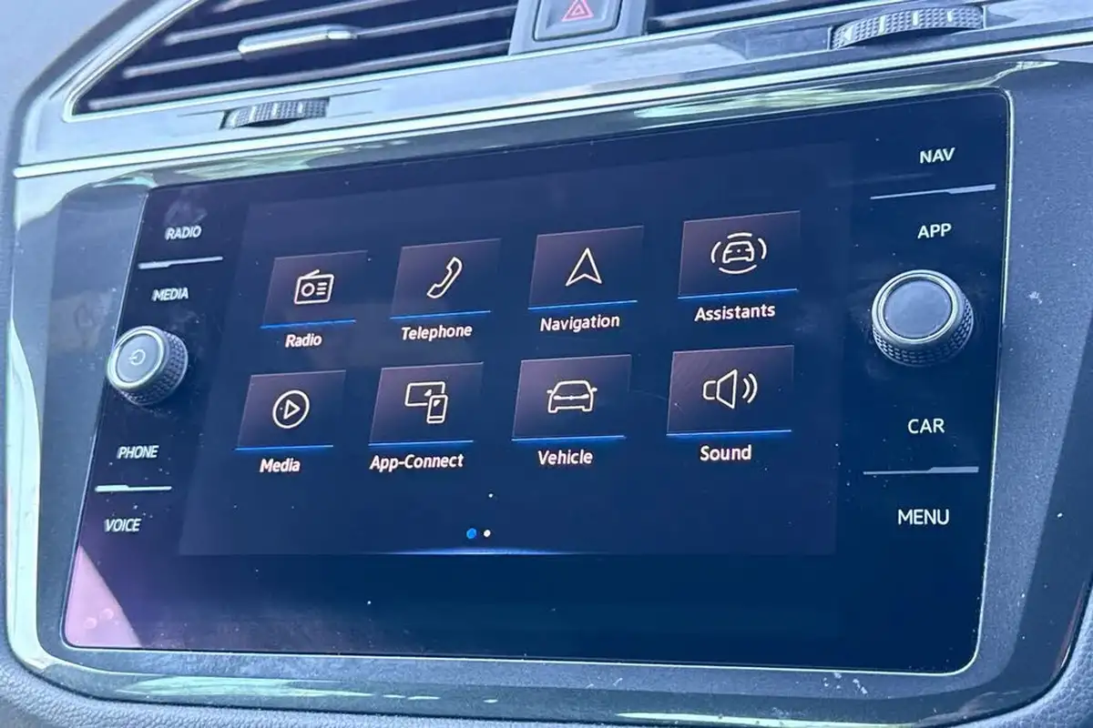 2023-volkswagen-tiguan-15-tsi-r-line-edition-big-26