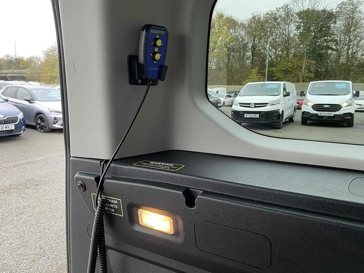 2019-peugeot-rifter-15-bluehdi-allure-100bhp-standard-big-24