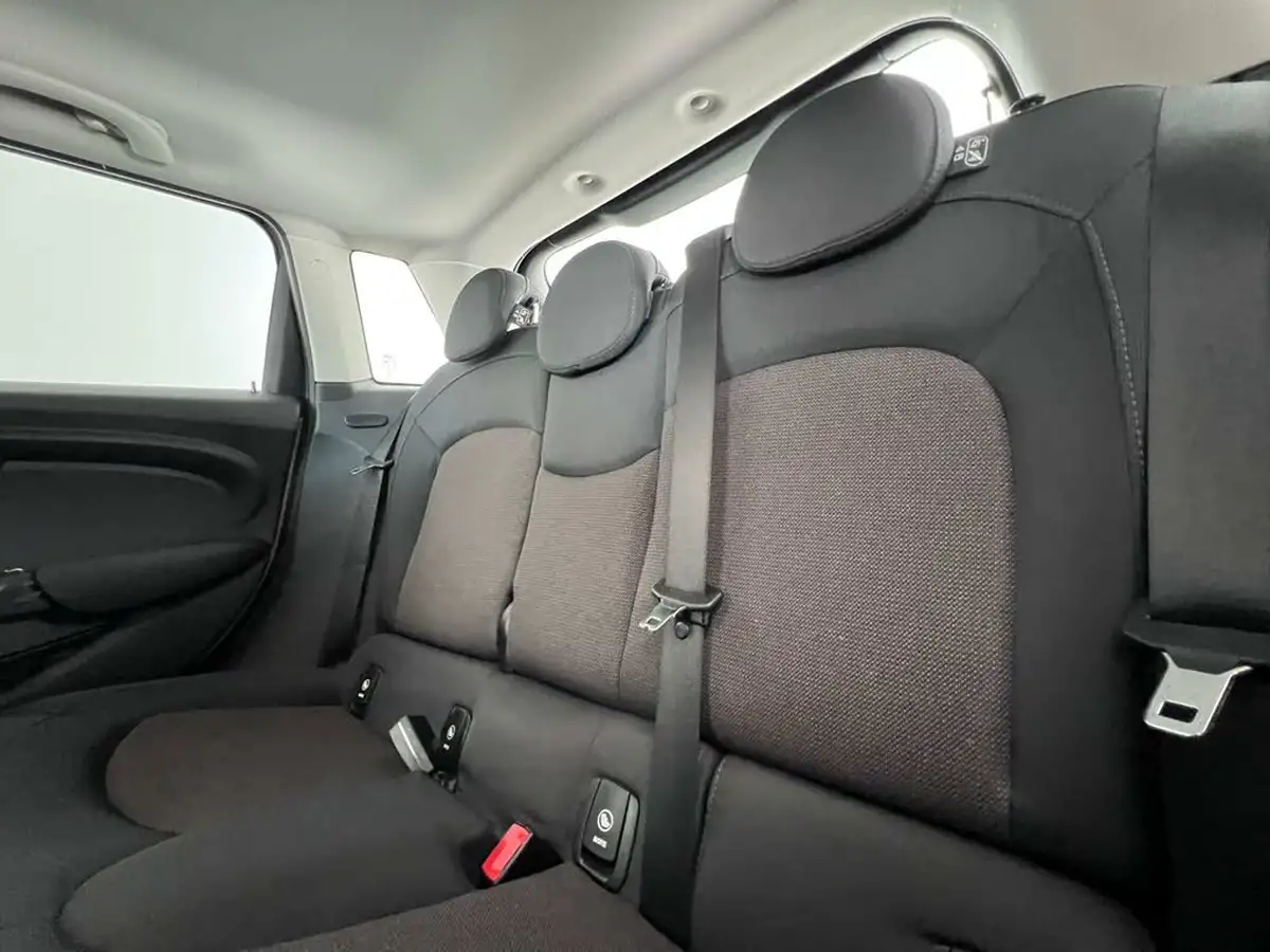 2020-mini-countryman-15-cooper-classic-auto-big-12
