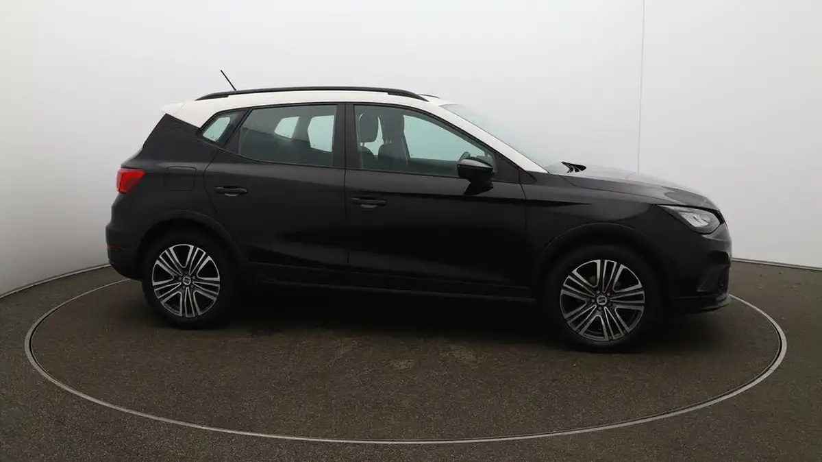 2022-seat-arona-10-tsi-se-technology-big-40