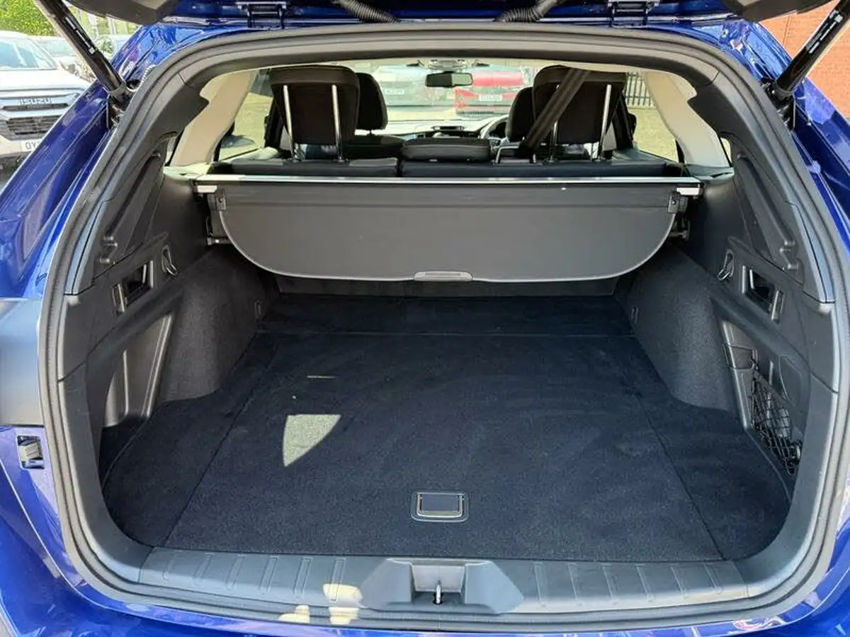 2024-subaru-outback-25i-field-big-9