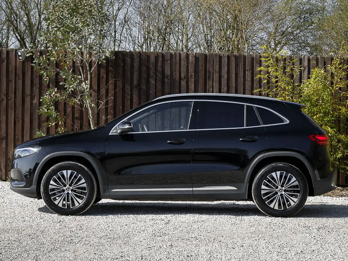 2024-mercedes-benz-eqa-e-eqa-250-sport-executive-big-3