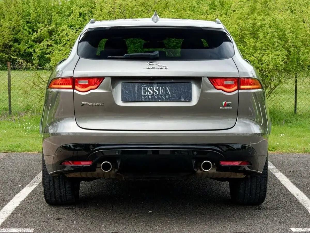 2018-jaguar-f-pace-30td-s-awd-big-9