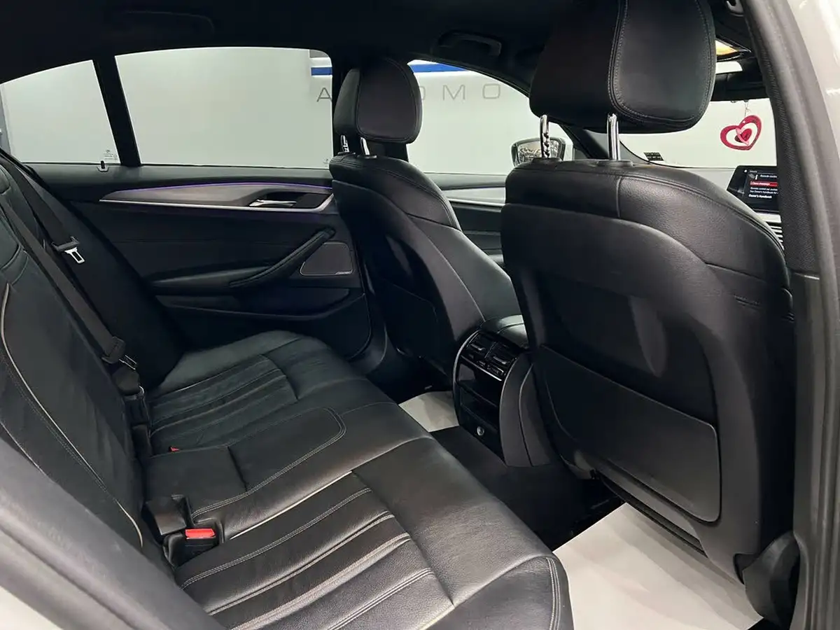 2017-bmw-5-series-20td-520d-m-sport-xdrive-saloon-4d-big-45