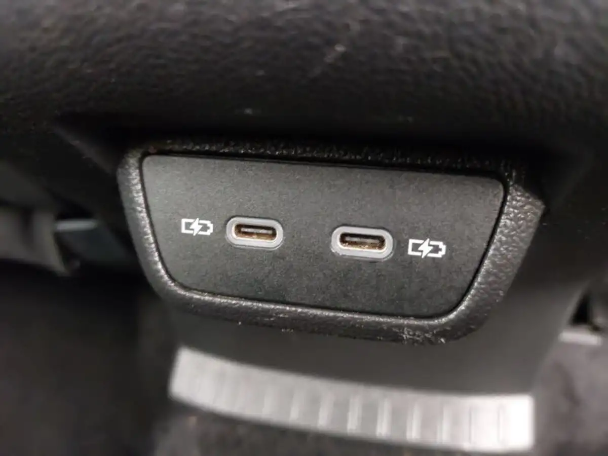 2021-volkswagen-t-cross-big-9