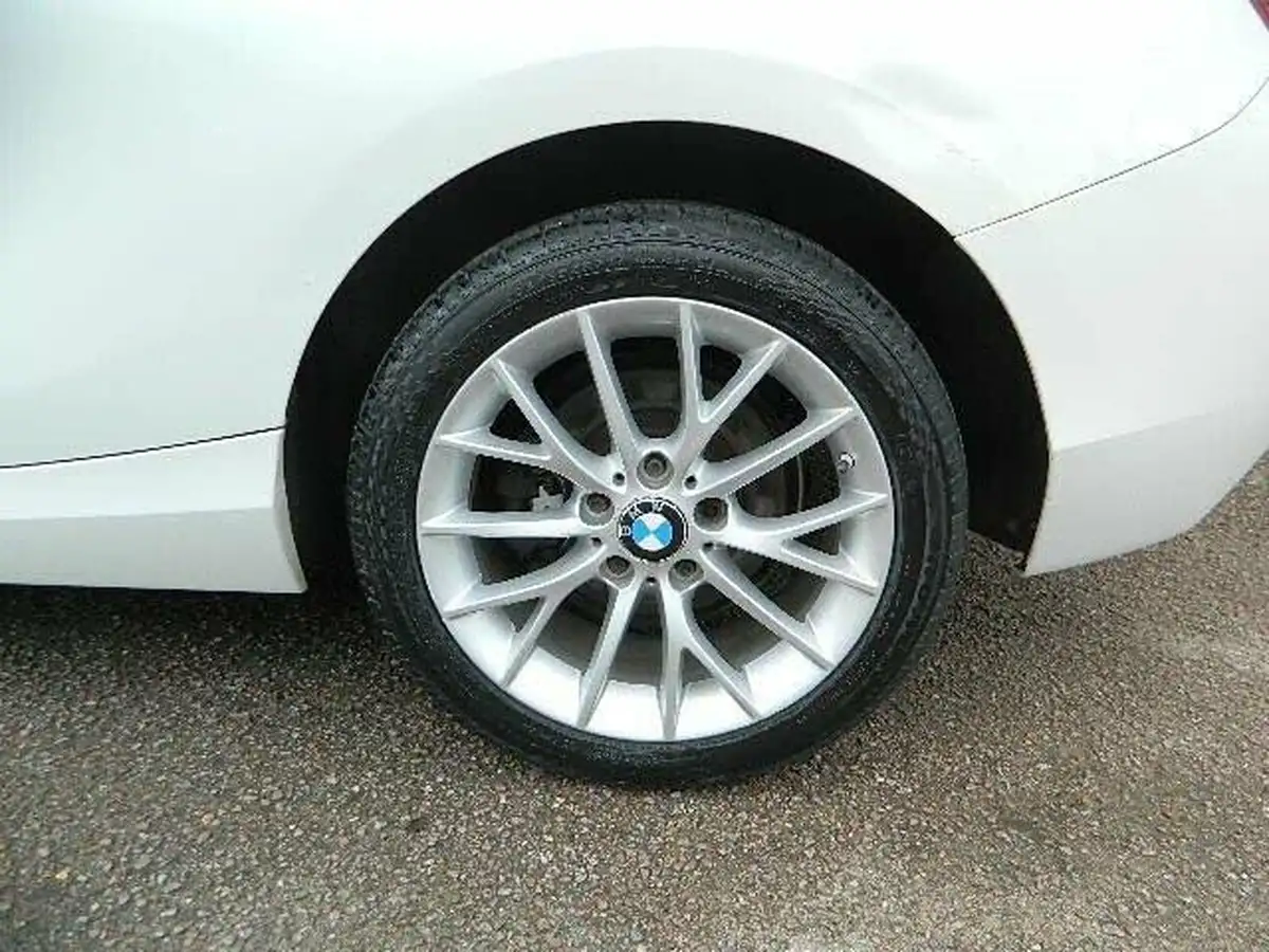 2014-bmw-1-series-16td-114d-sport-3d-big-21