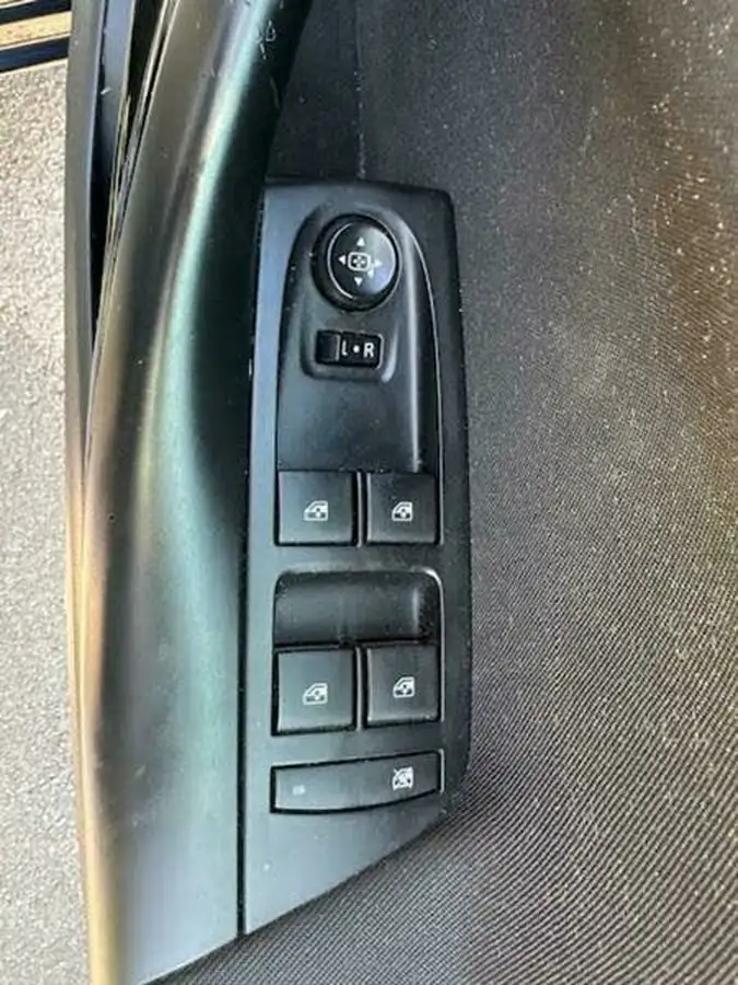 2018-vauxhall-astra-14i-sri-hatchback-big-13