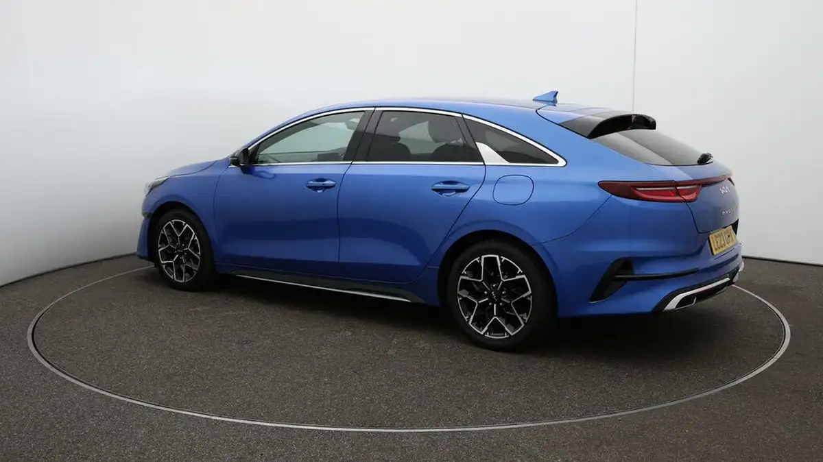 2022-kia-pro-ceed-15-t-gdi-gt-line-big-28