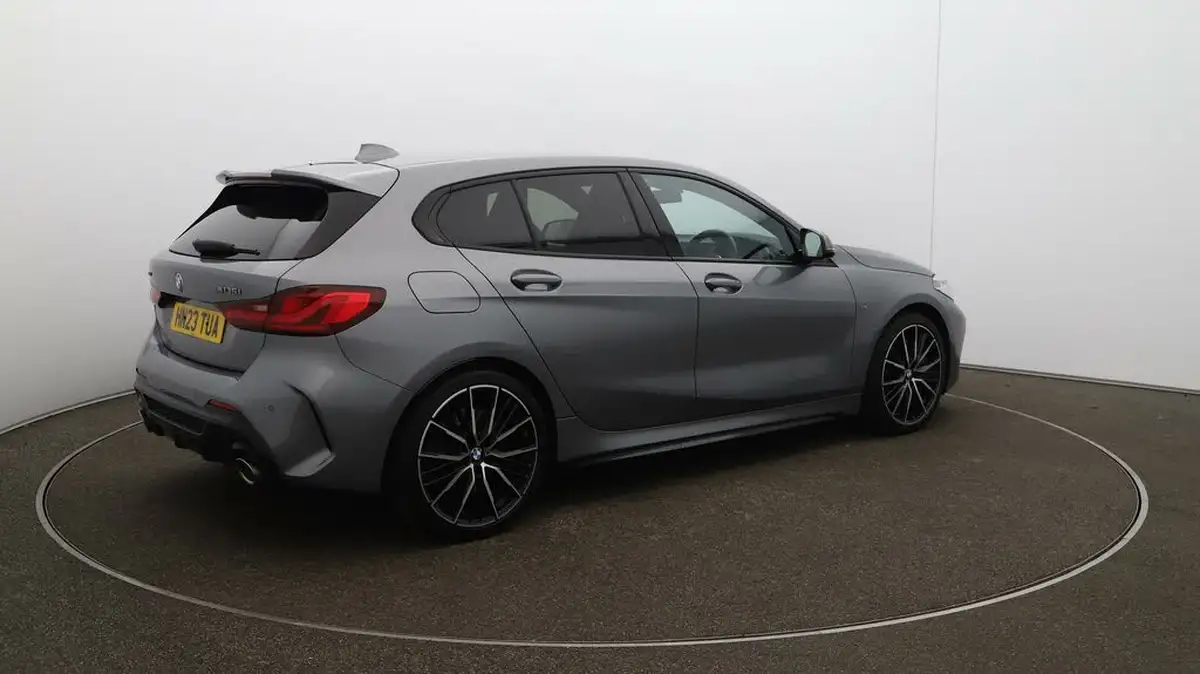 2023-bmw-1-series-20-m135i-xdrive-pro-pack-big-46