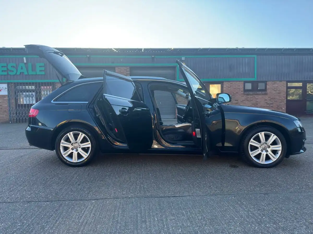 2011-audi-a4-avant-big-73