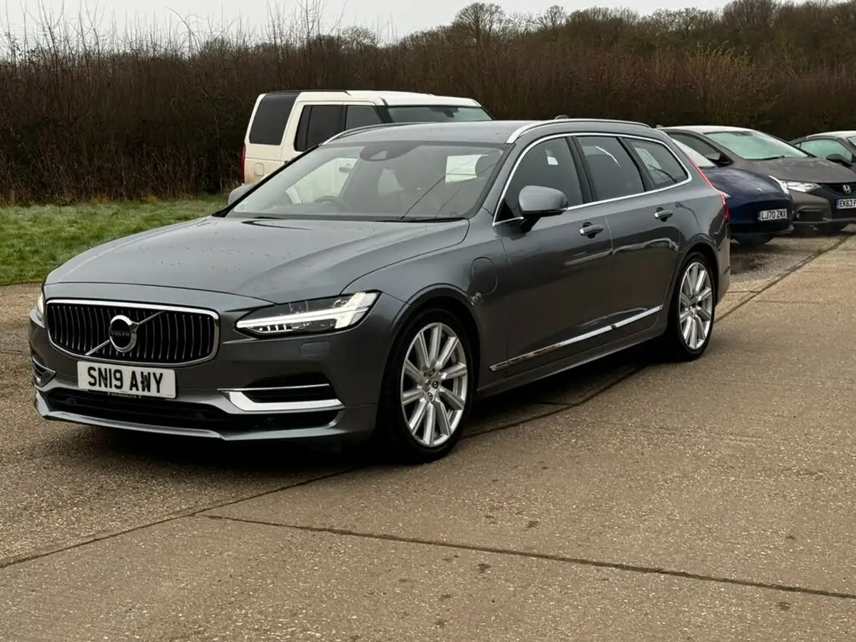 2019-volvo-v90-20-t8-inscription-plus-big-14