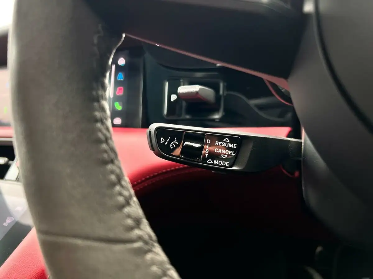 2021-porsche-taycan-e-turbo-s-cross-turismo-big-19