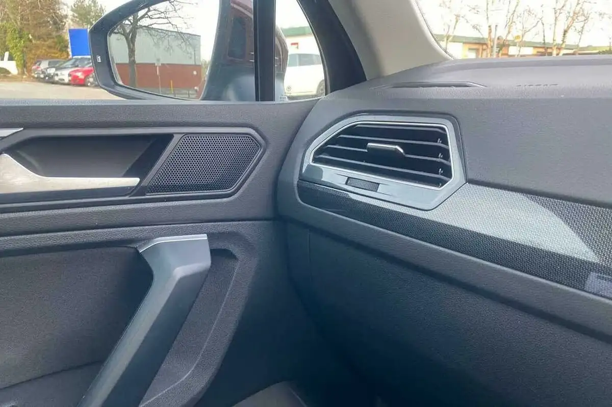 2021-volkswagen-tiguan-15-tsi-elegance-big-26